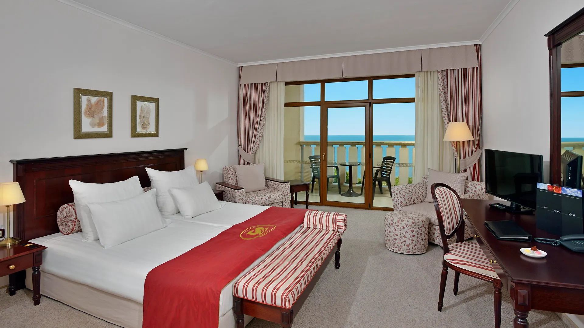 Marina Grand Beach Hotel Goudstrand